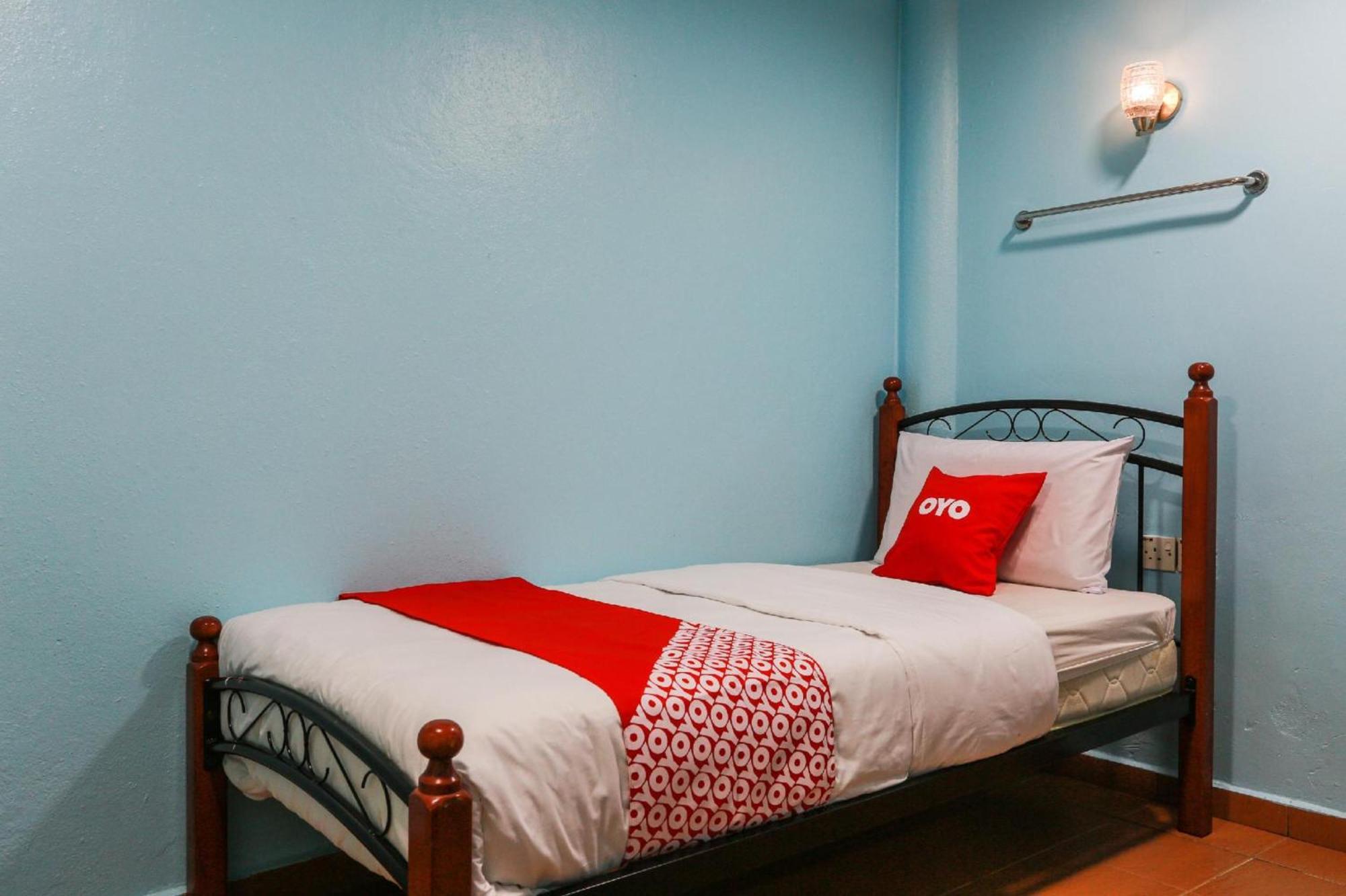 Oyo 44094 Bangi Lanai Hotel Zewnętrze zdjęcie