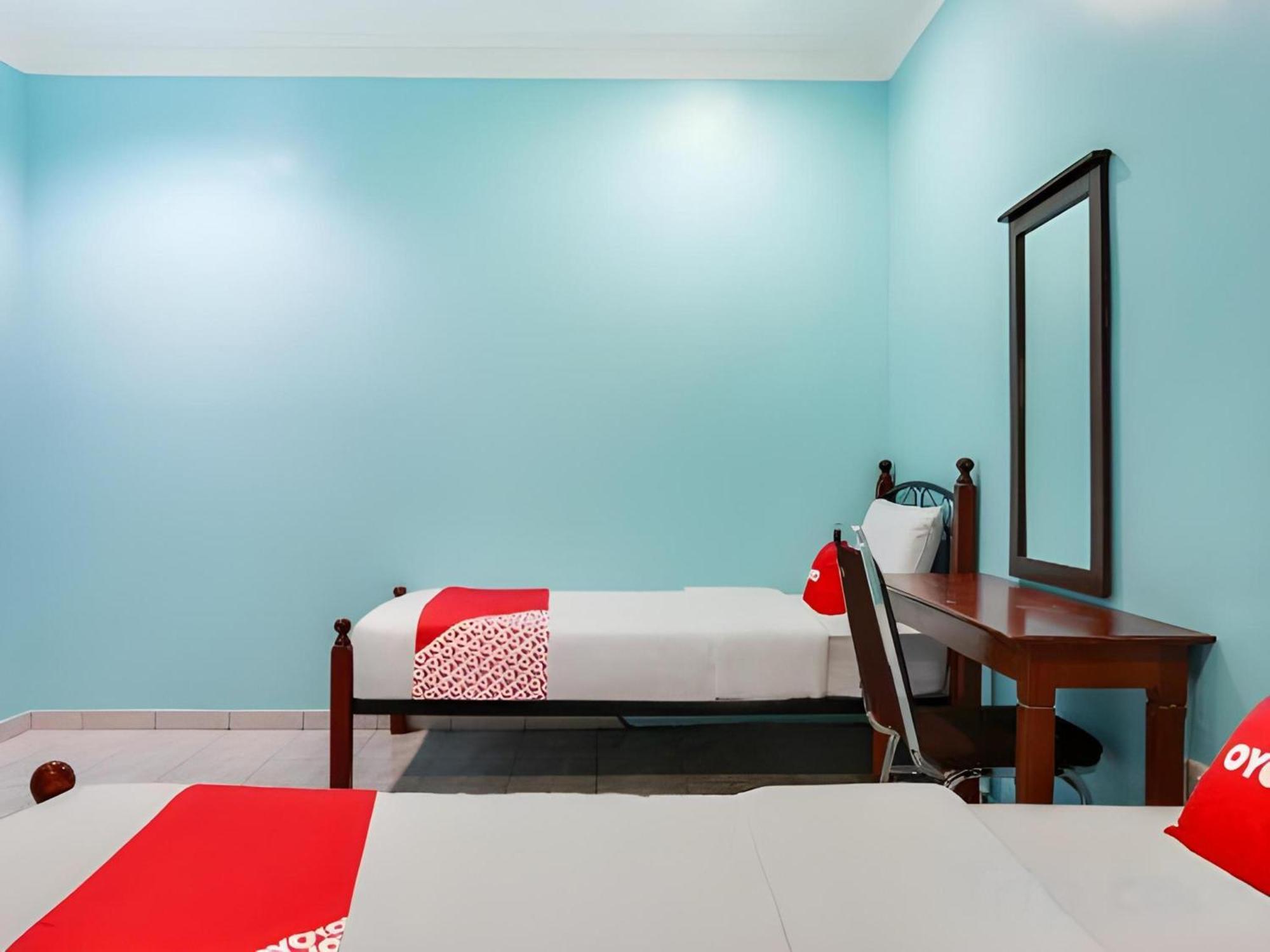 Oyo 44094 Bangi Lanai Hotel Zewnętrze zdjęcie