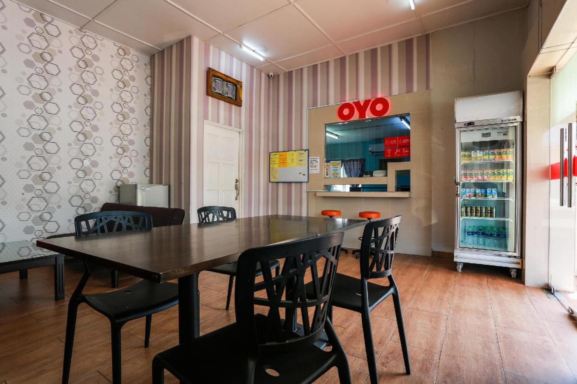 Oyo 44094 Bangi Lanai Hotel Zewnętrze zdjęcie
